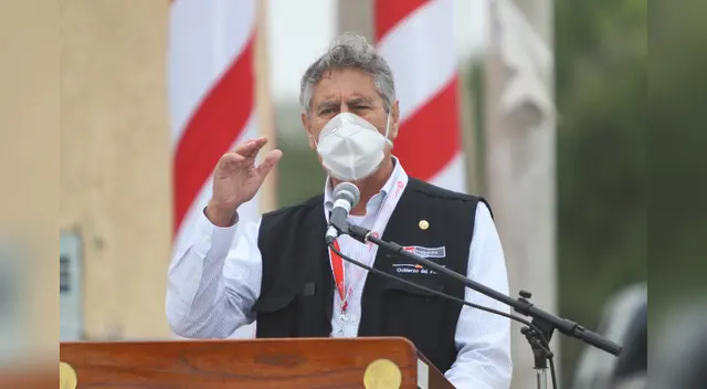 Presidente cuestionó accionar de congresistas en su gestión. Presidente cuestionó accionar de congresistas en su gestión.