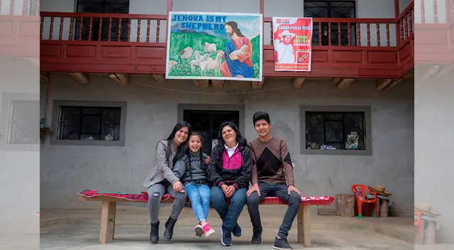 Familia Castillo Paredes llegaría a Lima tras proclamación de Pedro Castillo. Familia Castillo Paredes llegaría a Lima tras proclamación de Pedro Castillo.