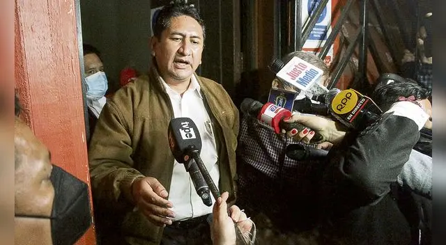 Vladimir Cerrón insiste en lista de Perú Libre para la presidencia del Congreso