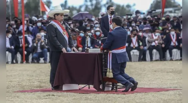 Guido Bellido jura como presidente del Consejo de Ministros. Foto: Aldair Mejía/La República