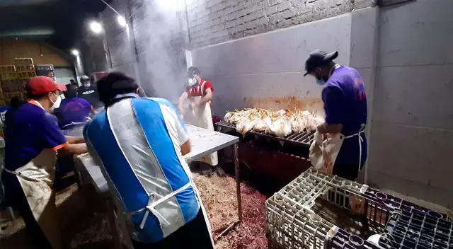 El pleno trabajo de beneficio de aves El pleno trabajo de beneficio de aves