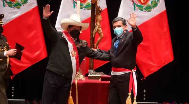 Hernando Cevallos juramentó como ministro de Salud