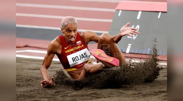 Venezuela festeja medalla de oro de Yulimar Rojas que impuso en el salto triple 15,67.