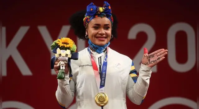 Neisi  Dajones le dio medalla a Ecuador en halterofilia.