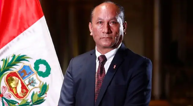 Juan Francisco Silva, ministro de Transportes y Comunicaciones. Juan Francisco Silva, ministro de Transportes y Comunicaciones.