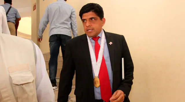 Juan Carrasco Millones explicó que su nombramiento como ministro del Interior no es ilegal. Juan Carrasco Millones explicó que su nombramiento como ministro del Interior no es ilegal.