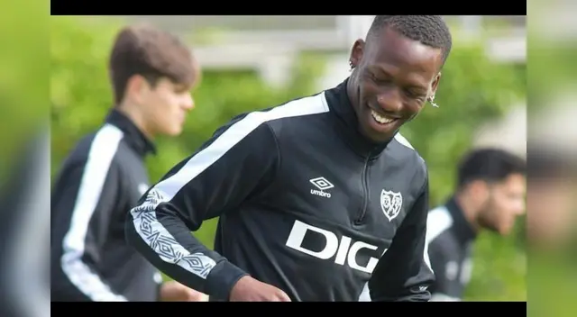 Luis Advíncula: conoce su paso de Newell's Olds Boys a Club Atlético Boca Juniors.