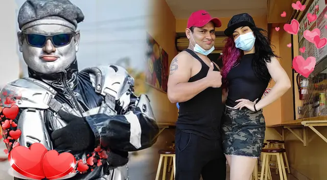 Robotín juega todas sus cartas por Robotina.