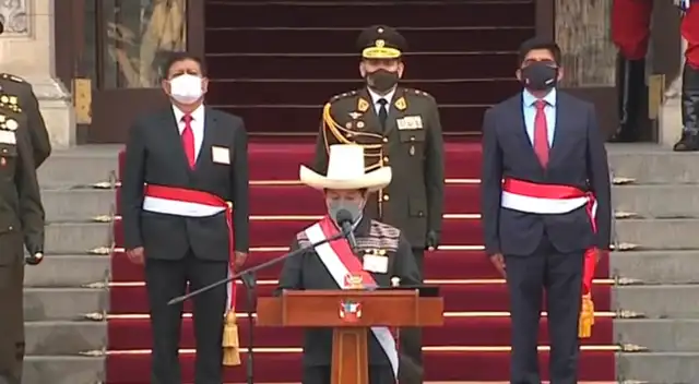 Pedro Castillo fue reconocido como jefe supremo de las Fuerzas Armadas y PNP.