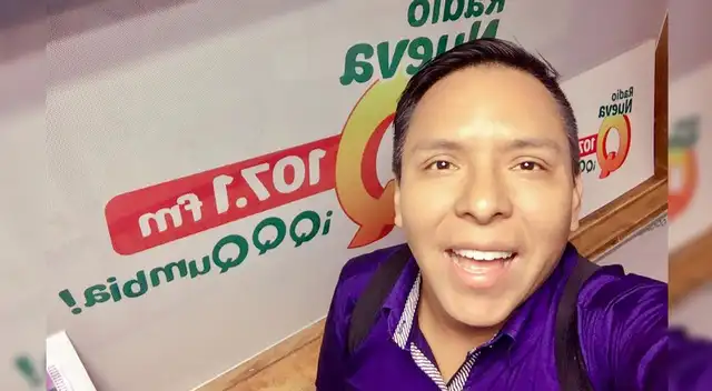 Edwin Sierra trabaja en radio más de treinta años.