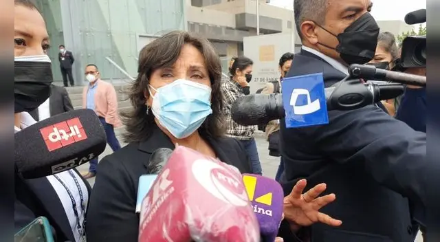 Dina Boluarte no quiere renunciar a Reniec Dina Boluarte no quiere renunciar a Reniec