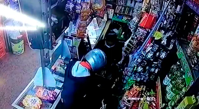 Delincuentes asaltan sin importarles la vida de personas inocentes.