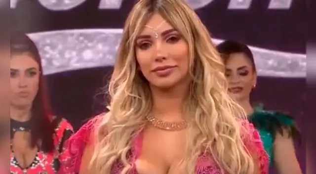 La influencer regresa a europa tras haber sido eliminada en Reinas del Show. La influencer regresa a europa tras haber sido eliminada en Reinas del Show.