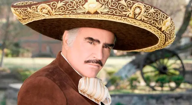 Vicente Fernández es operado de emergencia tras una fuerte caída en su rancho.