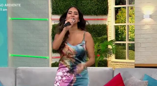 Melissa Paredes contó la curiosa manera cómo empezó su onomástico en América Hoy, y recibió los saludos de sus co-conductores. Melissa Paredes contó la curiosa manera cómo empezó su onomástico en América Hoy, y recibió los saludos de sus co-conductores.