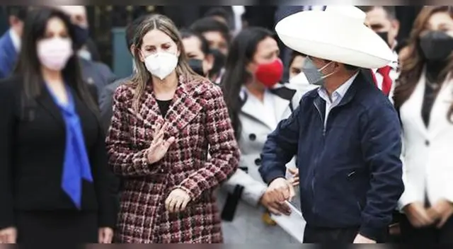 Maricarmen Alva de Acción Popular fue duramente criticada en redes sociales por su actitud Maricarmen Alva de Acción Popular fue duramente criticada en redes sociales por su actitud