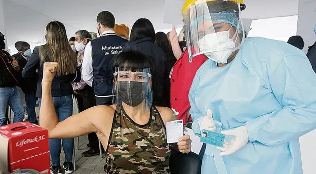 En la quinta vacunatón se inoculará a mayores de 38 años con la primera y segunda dosis.