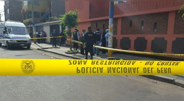 Crimen es investigado por los detectives Crimen es investigado por los detectives