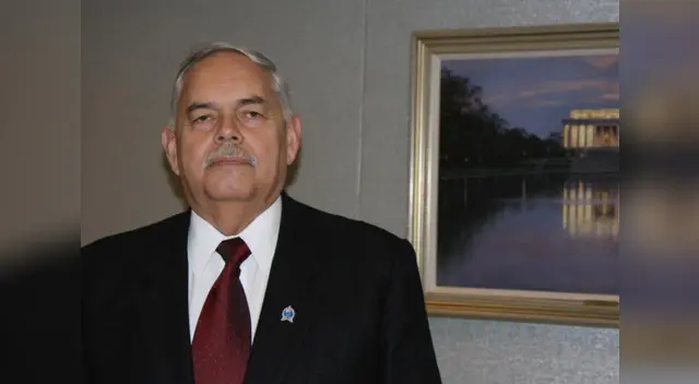 Congresista se encuentra ofendido por declaraciones del canciller.