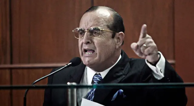 Jorge Marticorena presentó una moción para la conformación de dicha comisión para investigar presuntos actos de corrupción en la Base Naval de Callao entre mayo y junio.