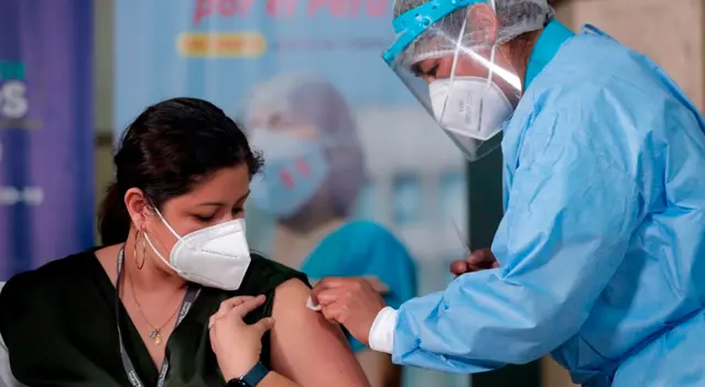 Vacunación contra la COVID-19 a mayores de 35 años Vacunación contra la COVID-19 a mayores de 35 años