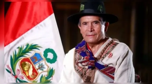 Ciro Gálvez juró como ministro de Culturas del gobierno de Pedro Castillo.