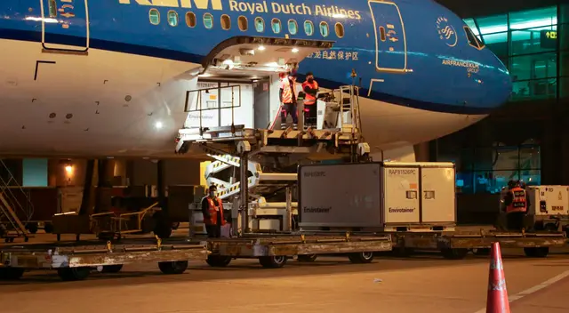 Hoy llegaron vacunas Sinopharm a Lima.