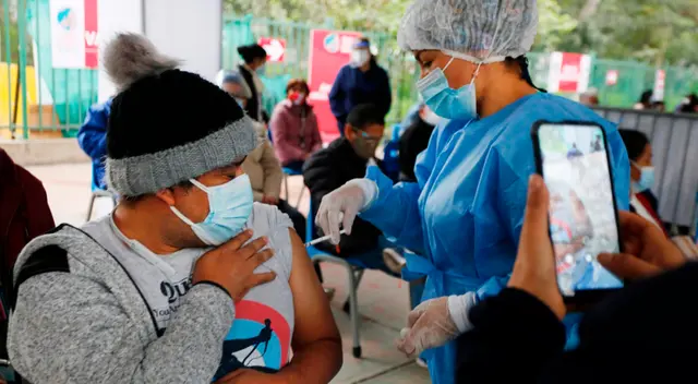 Vacunación contra la COVID-19 Vacunación contra la COVID-19