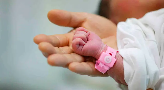 La bebé fue encontraba en buen estado de salud. La bebé fue encontraba en buen estado de salud.