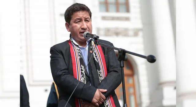 Guido Bellido se pronunció sobre su sustentación ante el Congreso en quechua. Guido Bellido se pronunció sobre su sustentación ante el Congreso en quechua.