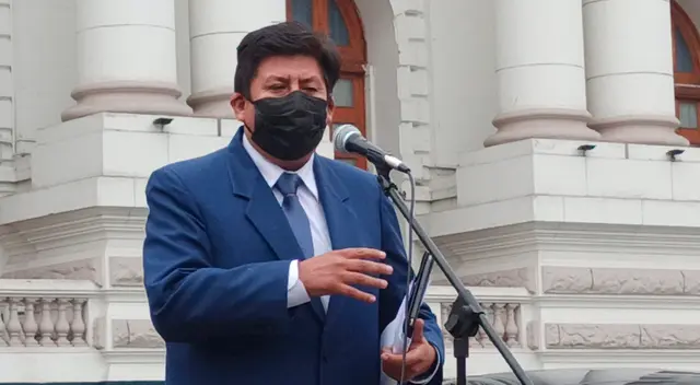 Waldemar cerrón le respondió a todos los congresistas que tildan a su partido de terroristas.