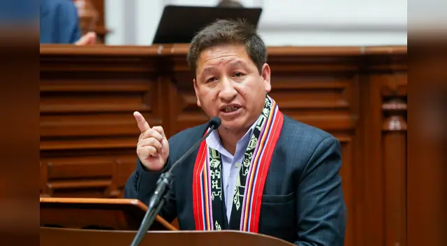 Voto de confianza empuja al premier a trabajar, inmediatamente.