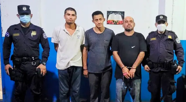 La Policía de El Salvador rescató a 27 personas. La Policía de El Salvador rescató a 27 personas.