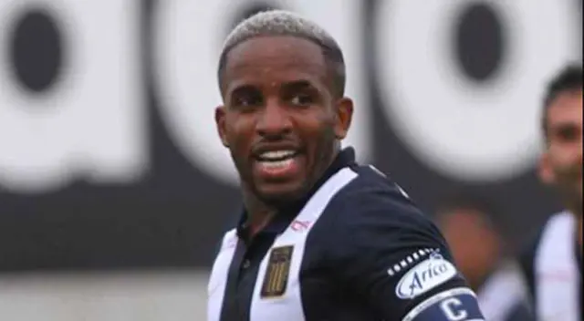 Jefferson Farfán no jugaba con Alianza Lima desde el 17 de mayo pasado, cuando los íntimos enfrentaron a Sport Boys.