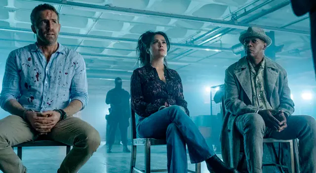 Película lo protagonizan Ryan Reynolds, Samuel L. Jackson y Salma Hayek. Película lo protagonizan Ryan Reynolds, Samuel L. Jackson y Salma Hayek.