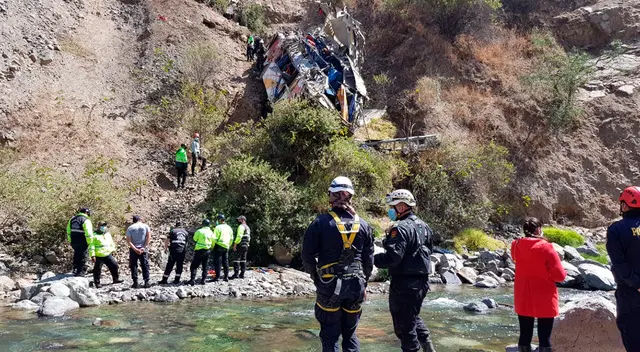 Accidente en la Carretera Central, deja a 29 personas sin vida. Accidente en la Carretera Central, deja a 29 personas sin vida.
