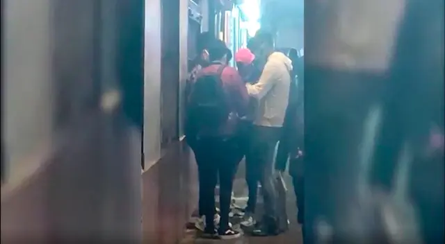 Venezolanos pedían hasta 200 soles por cambio de hebillas o pasadores decorativos. Venezolanos pedían hasta 200 soles por cambio de hebillas o pasadores decorativos.