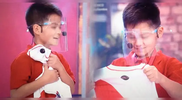 El menor se emocionó al recibir una camiseta de parte del equipo de producción de EBT. El menor se emocionó al recibir una camiseta de parte del equipo de producción de EBT.