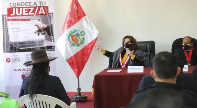 La presidenta del Poder Judicial Elvia Barrios se reunió con autoridades de la provincia de Tacna