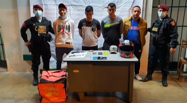 Delincuentes fueron detenidos por los agentes del Escuadrón de Emergencia.