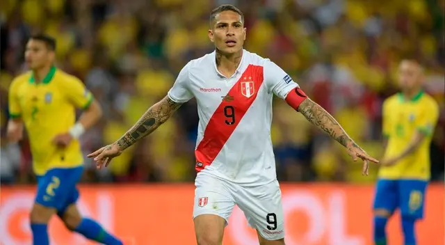Paolo Guerrero vio su segunda amarilla ante Venezuela y se pierde partido con brasileños Paolo Guerrero vio su segunda amarilla ante Venezuela y se pierde partido con brasileños