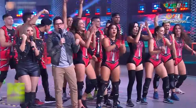 El equipo peruano se lució en su presentación.