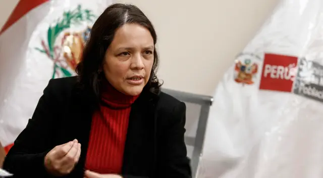 Anahí Durand, mencionó su punto vista sobre este accidentado Gobierno.