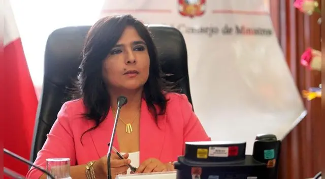 La exministra de la Mujer, Ana Jara, fue protagonista de un polémico mensaje en Twitter.
