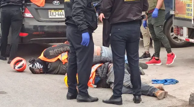 Sujetos se vistieron de obreros de construcción civil para no generar sospechas en la PNP al momento del atraco. Sujetos se vistieron de obreros de construcción civil para no generar sospechas en la PNP al momento del atraco.