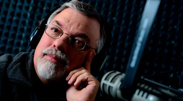 Bob Enyart, locutor de radio. Bob Enyart, locutor de radio.