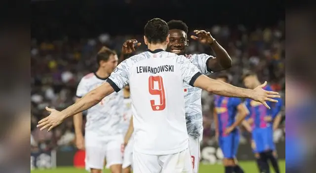 Lewandoswski estuvo imparable marcó dos goles en la goleada del Bayern Múnich ante Barcelona. Lewandoswski estuvo imparable marcó dos goles en la goleada del Bayern Múnich ante Barcelona.