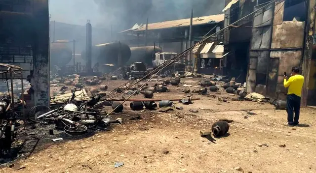 El COER confirmó que tres personas resultadon heridas por las llamas, mientras que otros ciudadanos tuvieron problemas de asfixia.