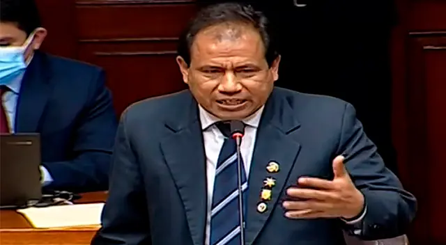 Congresista Edgar Tello cuestiona iniciativa de Gladys Echaíz. Congresista Edgar Tello cuestiona iniciativa de Gladys Echaíz.