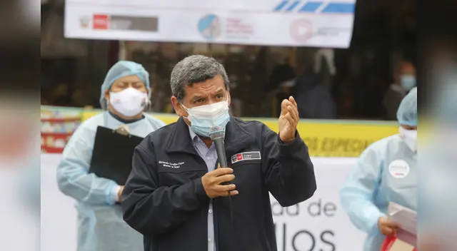 Ministro de Salud estuvo supervisando el último VacunaFest. Ministro de Salud estuvo supervisando el último VacunaFest.